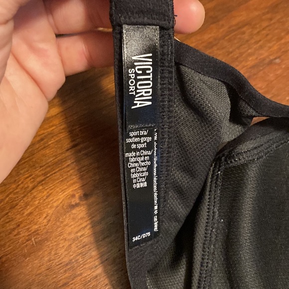 Victoria’s Secret Sport Bra 34C black / white silver glitter cross back sparkly - Picture 3 of 6